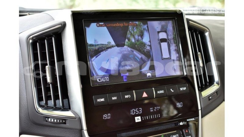 Big with watermark toyota land cruiser attapeu province import dubai 3417