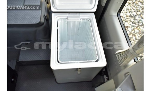 Acheter Import Voiture Toyota Coaster Blanc à Import - Dubai, Attapeu Province Acheter Import Voiture Toyota Coaster Blanc à Import - Dubai, Attapeu Province