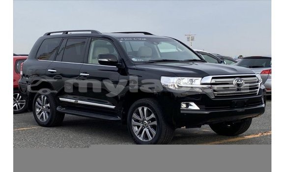 Acheter Import Voiture Toyota Land Cruiser Noir à Import - Dubai, Attapeu Province Acheter Import Voiture Toyota Land Cruiser Noir à Import - Dubai, Attapeu Province