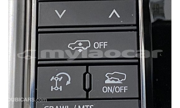 Acheter Import Voiture Toyota Land Cruiser Noir à Import - Dubai, Attapeu Province Acheter Import Voiture Toyota Land Cruiser Noir à Import - Dubai, Attapeu Province