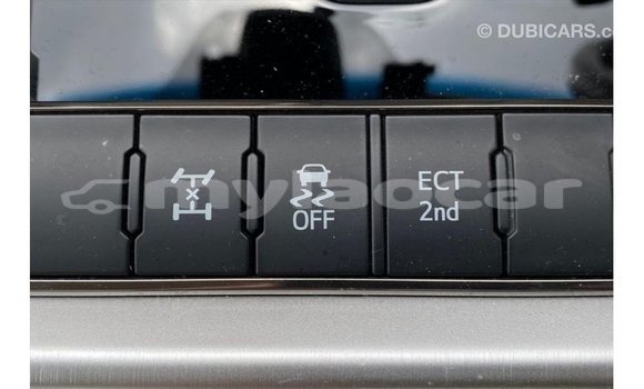 Acheter Import Voiture Toyota Land Cruiser Rouge à Import - Dubai, Attapeu Province Acheter Import Voiture Toyota Land Cruiser Rouge à Import - Dubai, Attapeu Province