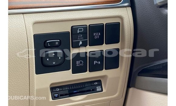 Acheter Import Voiture Toyota Land Cruiser Rouge à Import - Dubai, Attapeu Province Acheter Import Voiture Toyota Land Cruiser Rouge à Import - Dubai, Attapeu Province