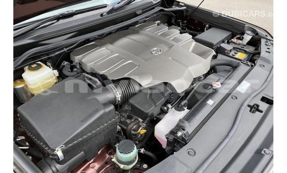 Acheter Import Voiture Toyota Land Cruiser Rouge à Import - Dubai, Attapeu Province Acheter Import Voiture Toyota Land Cruiser Rouge à Import - Dubai, Attapeu Province