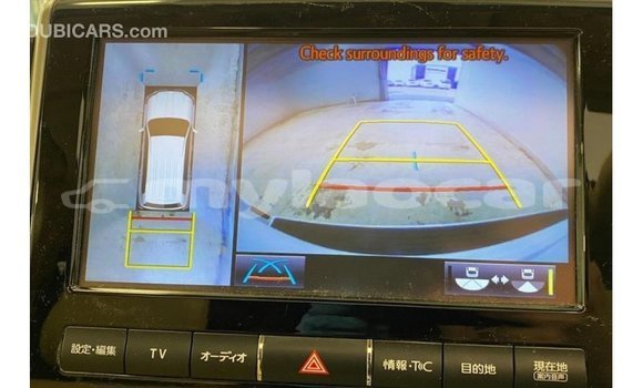 Acheter Import Voiture Toyota Land Cruiser Blanc à Import - Dubai, Attapeu Province Acheter Import Voiture Toyota Land Cruiser Blanc à Import - Dubai, Attapeu Province