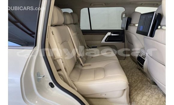 Buy Import Toyota Land Cruiser White Car in Import - Dubai in Attapeu Province Buy Import Toyota Land Cruiser White Car in Import - Dubai in Attapeu Province