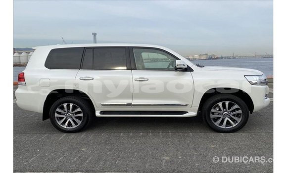 Buy Import Toyota Land Cruiser White Car in Import - Dubai in Attapeu Province Buy Import Toyota Land Cruiser White Car in Import - Dubai in Attapeu Province