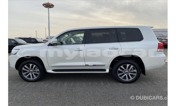 Buy Import Toyota Land Cruiser White Car in Import - Dubai in Attapeu Province Buy Import Toyota Land Cruiser White Car in Import - Dubai in Attapeu Province