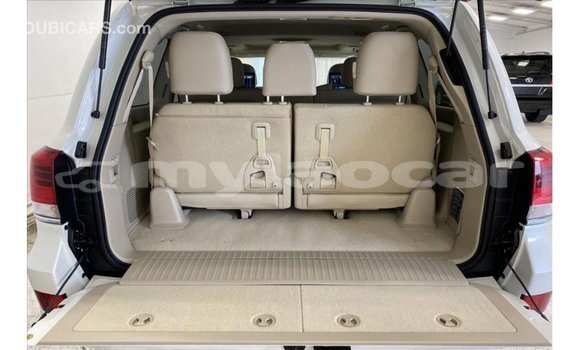 Buy Import Toyota Land Cruiser White Car in Import - Dubai in Attapeu Province Buy Import Toyota Land Cruiser White Car in Import - Dubai in Attapeu Province