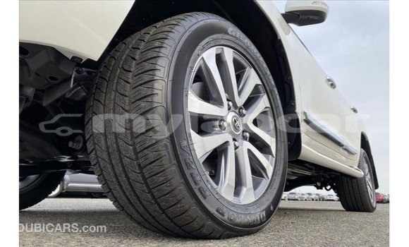 Buy Import Toyota Land Cruiser White Car in Import - Dubai in Attapeu Province Buy Import Toyota Land Cruiser White Car in Import - Dubai in Attapeu Province