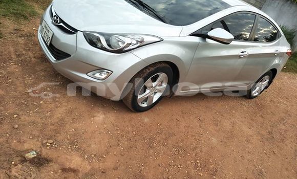 Buy Used Hyundai Elantra Silver Car in Vientiane in Vientiane Province Buy Used Hyundai Elantra Silver Car in Vientiane in Vientiane Province