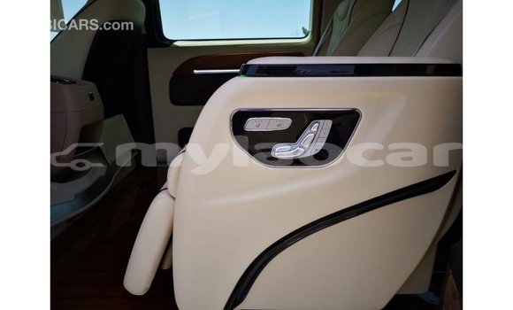 Buy Import Mercedes-Benz Vito White Car in Import - Dubai in Attapeu Province Buy Import Mercedes-Benz Vito White Car in Import - Dubai in Attapeu Province