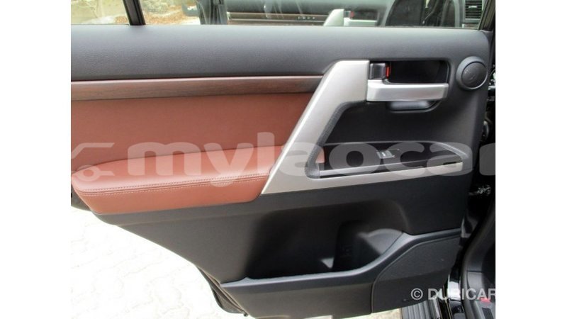 Big with watermark toyota land cruiser attapeu province import dubai 3443