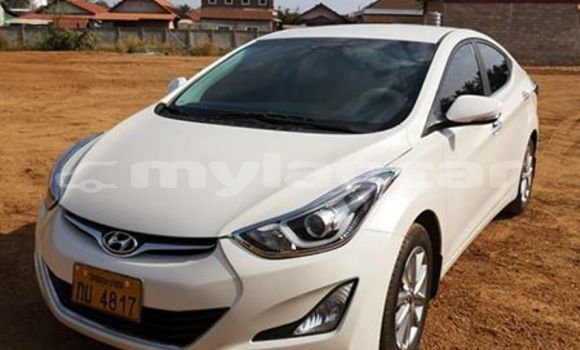 Buy Used Hyundai Elantra White Car in Vientiane in Vientiane Province Buy Used Hyundai Elantra White Car in Vientiane in Vientiane Province