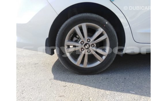 Buy Import Hyundai Elantra Other Car in Import - Dubai in Attapeu Province Buy Import Hyundai Elantra Other Car in Import - Dubai in Attapeu Province