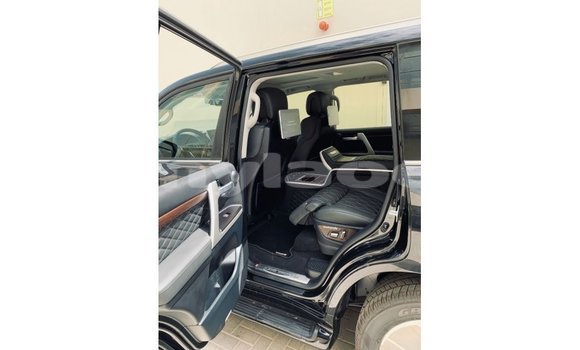 Buy Import Toyota Land Cruiser Black Car in Import - Dubai in Attapeu Province Buy Import Toyota Land Cruiser Black Car in Import - Dubai in Attapeu Province