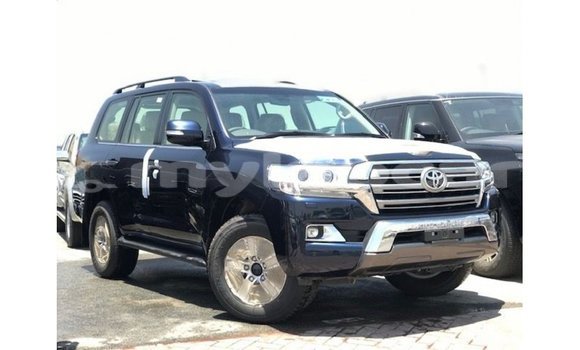 Acheter Import Voiture Toyota Land Cruiser Bleu à Import - Dubai, Attapeu Province Acheter Import Voiture Toyota Land Cruiser Bleu à Import - Dubai, Attapeu Province