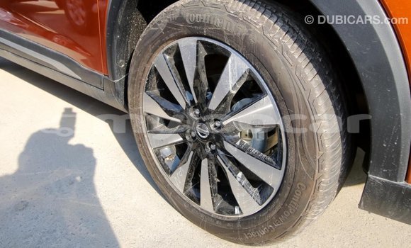 Buy Import Nissan Evalia Other Truck in Import - Dubai in Attapeu Province