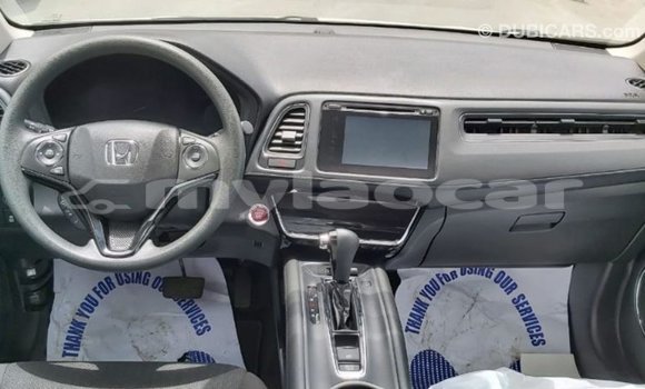 Buy Import Honda C White Bike in Import - Dubai in Attapeu Province Buy Import Honda C White Bike in Import - Dubai in Attapeu Province