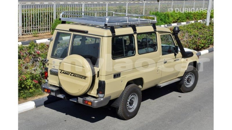 Big with watermark toyota land cruiser attapeu province import dubai 3471