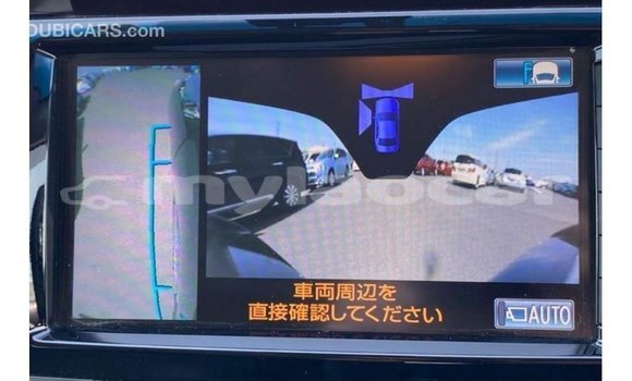 Acheter Import Voiture Toyota Land Cruiser Noir à Import - Dubai, Attapeu Province Acheter Import Voiture Toyota Land Cruiser Noir à Import - Dubai, Attapeu Province