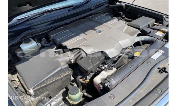 Acheter Import Voiture Toyota Land Cruiser Noir à Import - Dubai, Attapeu Province Acheter Import Voiture Toyota Land Cruiser Noir à Import - Dubai, Attapeu Province