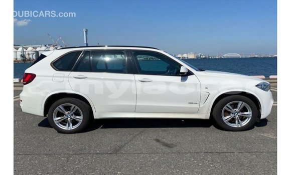 Acheter Import Voiture BMW X5 Blanc à Import - Dubai, Attapeu Province Acheter Import Voiture BMW X5 Blanc à Import - Dubai, Attapeu Province