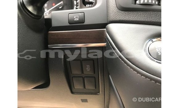 Acheter Import Voiture Toyota Land Cruiser Noir à Import - Dubai, Attapeu Province Acheter Import Voiture Toyota Land Cruiser Noir à Import - Dubai, Attapeu Province