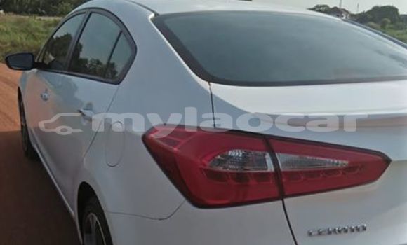 Buy Used Kia Cerato White Car in Vientiane in Vientiane Province Buy Used Kia Cerato White Car in Vientiane in Vientiane Province