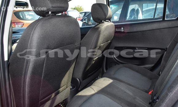 Acheter Import Voiture Hyundai i20 Autre à Import - Dubai, Attapeu Province Acheter Import Voiture Hyundai i20 Autre à Import - Dubai, Attapeu Province