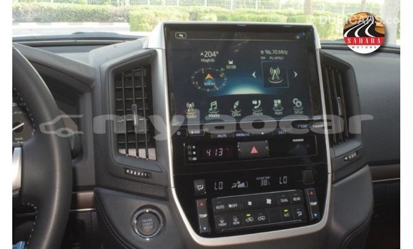 Acheter Import Voiture Toyota Land Cruiser Autre à Import - Dubai, Attapeu Province Acheter Import Voiture Toyota Land Cruiser Autre à Import - Dubai, Attapeu Province