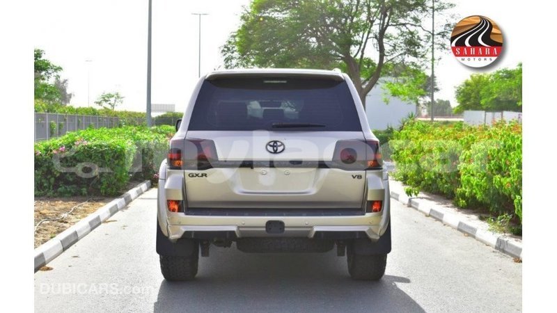 Big with watermark toyota land cruiser attapeu province import dubai 3487
