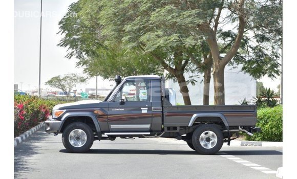 Acheter Import Voiture Toyota Land Cruiser Autre à Import - Dubai, Attapeu Province Acheter Import Voiture Toyota Land Cruiser Autre à Import - Dubai, Attapeu Province