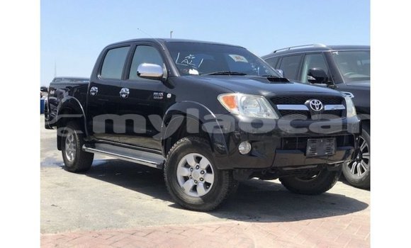 Acheter Import Voiture Toyota Hilux Noir à Import - Dubai, Attapeu Province Acheter Import Voiture Toyota Hilux Noir à Import - Dubai, Attapeu Province