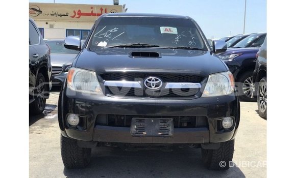 Acheter Import Voiture Toyota Hilux Noir à Import - Dubai, Attapeu Province Acheter Import Voiture Toyota Hilux Noir à Import - Dubai, Attapeu Province