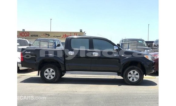 Acheter Import Voiture Toyota Hilux Noir à Import - Dubai, Attapeu Province Acheter Import Voiture Toyota Hilux Noir à Import - Dubai, Attapeu Province