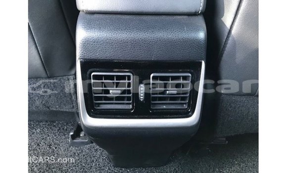 ຊື້ ການ ນຳ ເຂົ້າ Toyota Harrier White ລົດ ໃນ Import - Dubai ໃນ Attapeu Province ຊື້ ການ ນຳ ເຂົ້າ Toyota Harrier White ລົດ ໃນ Import - Dubai ໃນ Attapeu Province