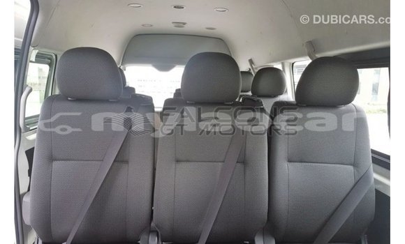 Buy Import Toyota Hiace White Car in Import - Dubai in Attapeu Province Buy Import Toyota Hiace White Car in Import - Dubai in Attapeu Province