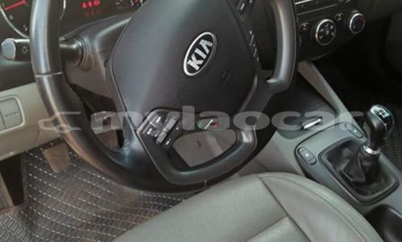 Buy Used Kia Cerato White Car in Vientiane in Vientiane Province Buy Used Kia Cerato White Car in Vientiane in Vientiane Province