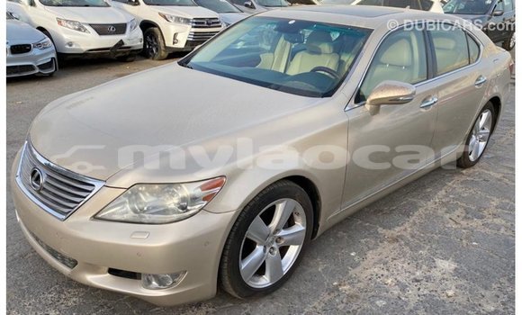 Acheter Import Voiture Lexus LS Autre à Import - Dubai, Attapeu Province Acheter Import Voiture Lexus LS Autre à Import - Dubai, Attapeu Province