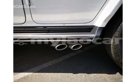 Buy Import Mercedes-Benz 190 (W201) White Car in Import - Dubai in Attapeu Province Buy Import Mercedes-Benz 190 (W201) White Car in Import - Dubai in Attapeu Province