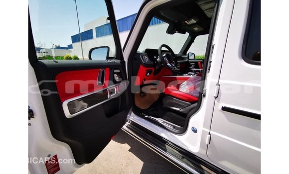 Buy Import Mercedes-Benz 190 (W201) White Car in Import - Dubai in Attapeu Province Buy Import Mercedes-Benz 190 (W201) White Car in Import - Dubai in Attapeu Province