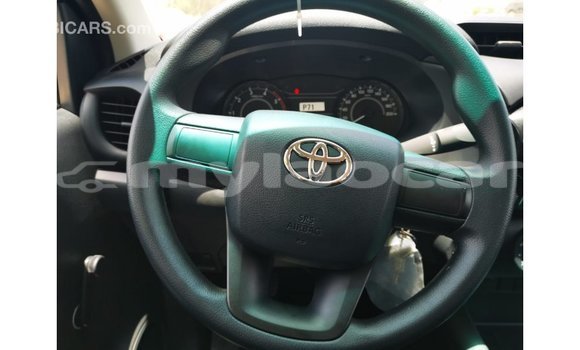 Buy Import Toyota Hilux White Car in Import - Dubai in Attapeu Province Buy Import Toyota Hilux White Car in Import - Dubai in Attapeu Province
