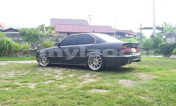 Buy Used BMW 3–Series Black Car in Attapeu in Attapeu Province Buy Used BMW 3–Series Black Car in Attapeu in Attapeu Province