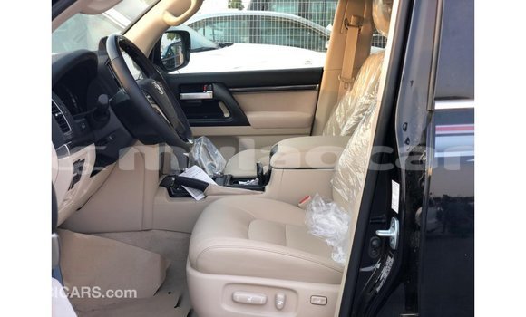 Buy Import Toyota Land Cruiser Black Car in Import - Dubai in Attapeu Province Buy Import Toyota Land Cruiser Black Car in Import - Dubai in Attapeu Province
