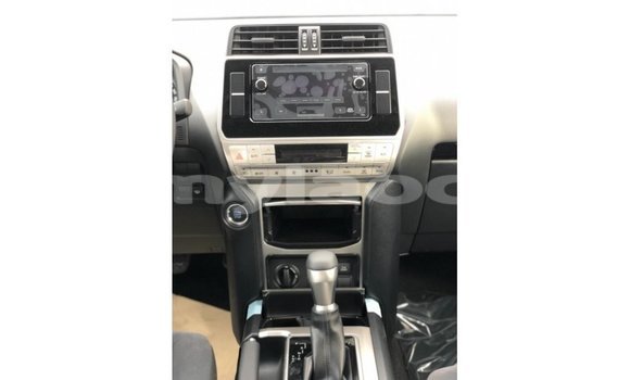 Buy Import Toyota Prado Blue Car in Import - Dubai in Attapeu Province Buy Import Toyota Prado Blue Car in Import - Dubai in Attapeu Province