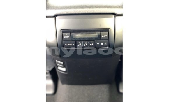 Buy Import Toyota Prado Blue Car in Import - Dubai in Attapeu Province Buy Import Toyota Prado Blue Car in Import - Dubai in Attapeu Province