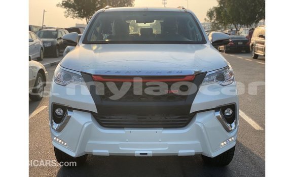 Buy Import Toyota Fortuner White Car in Import - Dubai in Attapeu Province Buy Import Toyota Fortuner White Car in Import - Dubai in Attapeu Province