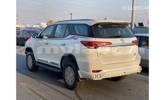 Buy Import Toyota Fortuner White Car in Import - Dubai in Attapeu Province Buy Import Toyota Fortuner White Car in Import - Dubai in Attapeu Province