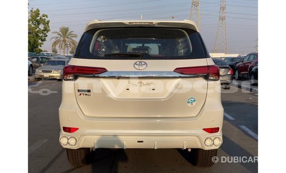 Buy Import Toyota Fortuner White Car in Import - Dubai in Attapeu Province Buy Import Toyota Fortuner White Car in Import - Dubai in Attapeu Province