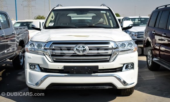 ຊື້ ການ ນຳ ເຂົ້າ Toyota Land Cruiser White ລົດ ໃນ Import - Dubai ໃນ Attapeu Province ຊື້ ການ ນຳ ເຂົ້າ Toyota Land Cruiser White ລົດ ໃນ Import - Dubai ໃນ Attapeu Province